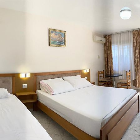 Vila Yasmin 38 Sarandë 외부 사진